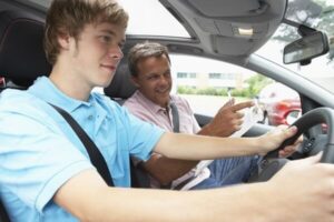 How Many Driving Lessons Do Beginners Need?